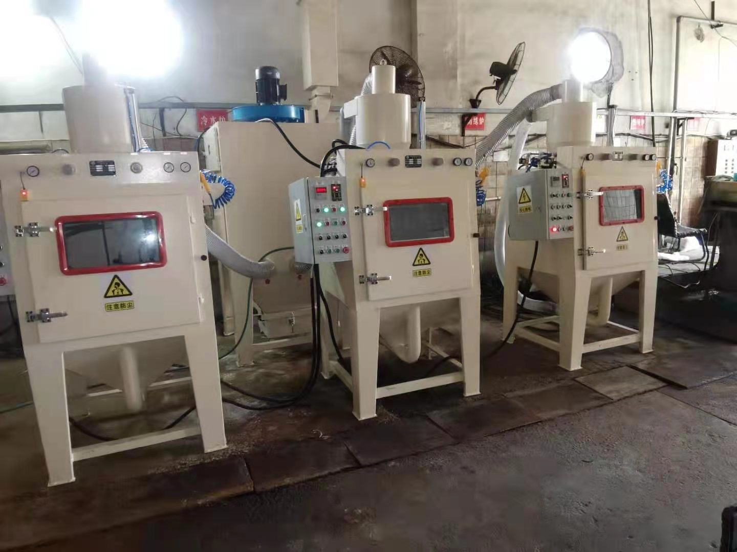 小型噴砂機(jī)的噴砂效果如何？